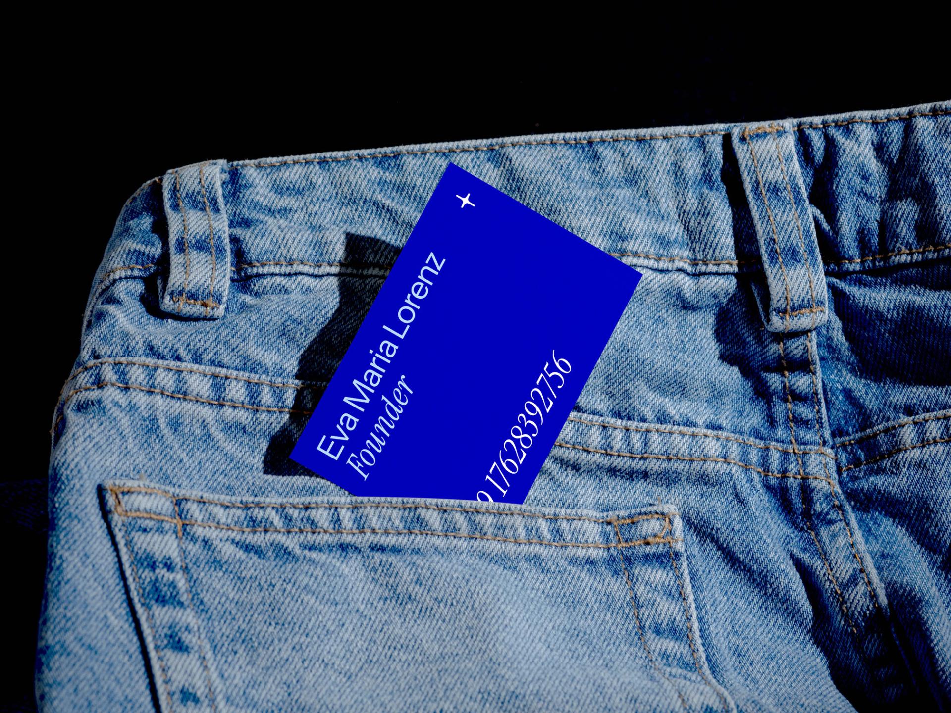 Case_People Nova_VCard Case_People Nova_VCard